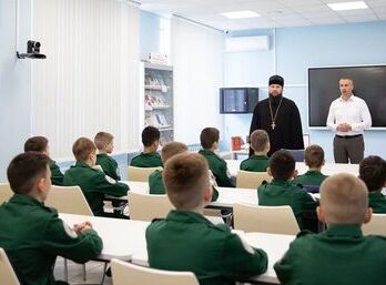 Кадеты КГИК встретились с руководителем епархиального отдела по делам молодёжи
